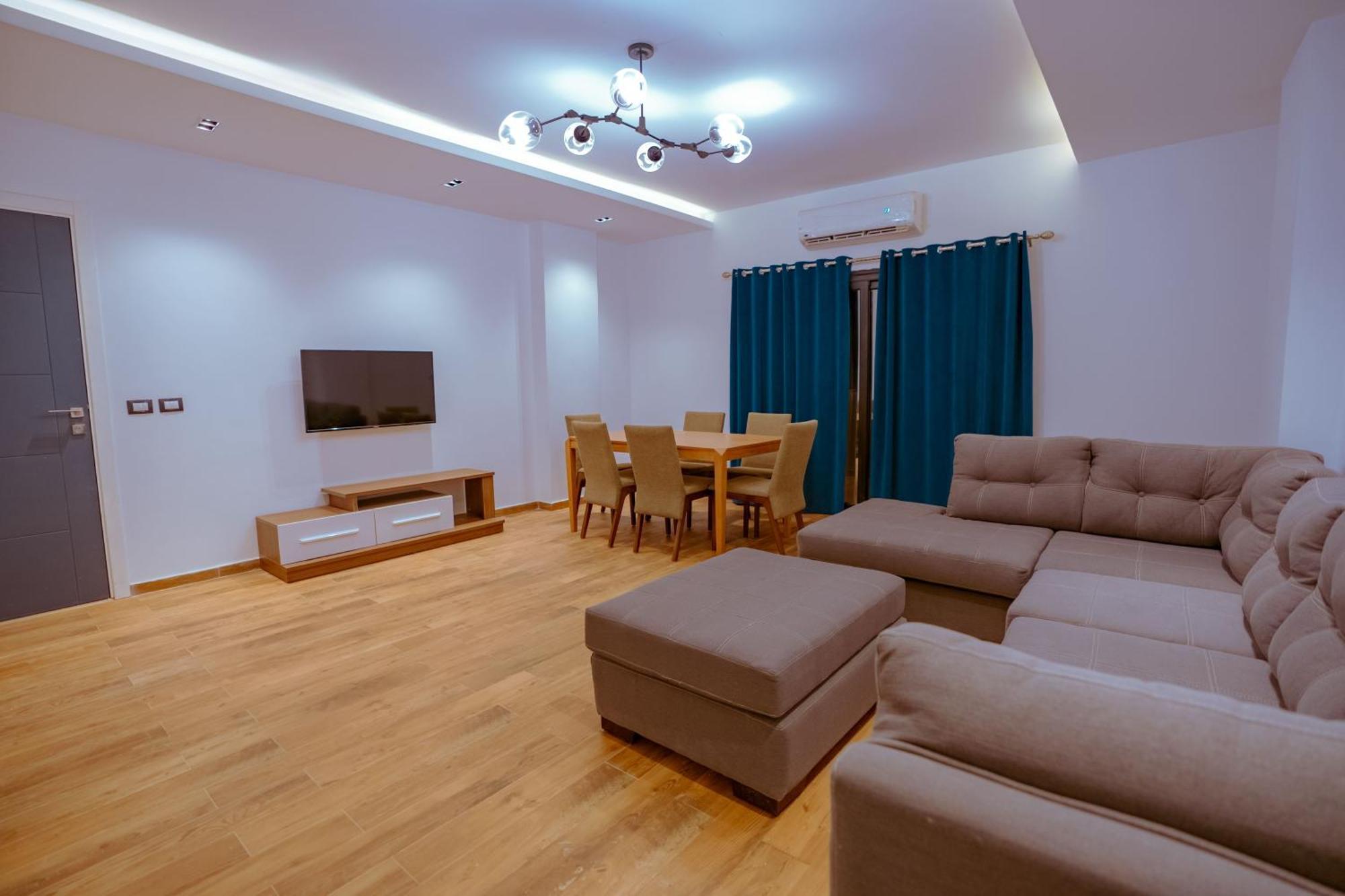 Travelholic New Cairo Residence Екстер'єр фото